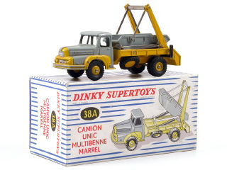 Lot 347 - DINKY TOYS (FRANCE) (1)