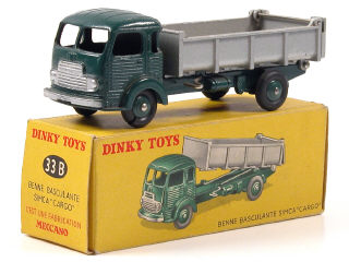Lot 334 - DINKY TOYS (FRANCE) (1)