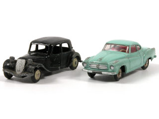 Lot 390 - DINKY TOYS (FRANCE) (2)