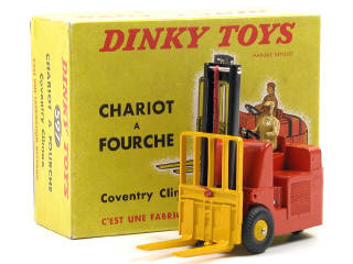 Lot 577 - DINKY TOYS FRANCE (1)