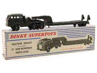 Lot 609 - DINKY TOYS FRANCE (1)