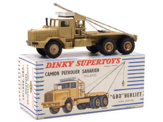 Lot 573 - DINKY TOYS FRANCE (1)