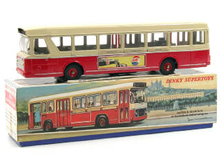 Lot 602 - DINKY TOYS FRANCE (1)