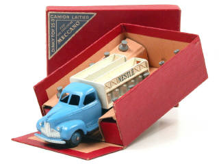 Lot 541 - DINKY TOYS FRANCE (1)