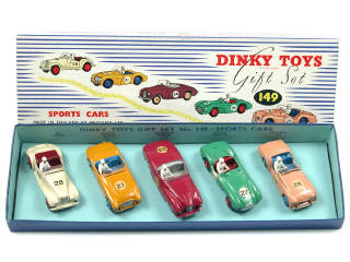 Lot 680 - DINKY TOYS (GB) (6)