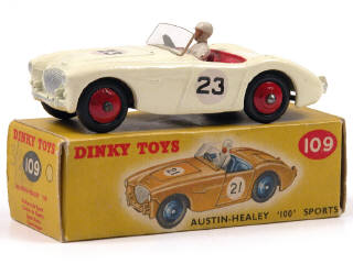 Lot 691 - DINKY TOYS (GB) (1)