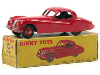 Lot 757 - DINKY TOYS GB (1)