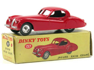 Lot 758 - DINKY TOYS GB (1)