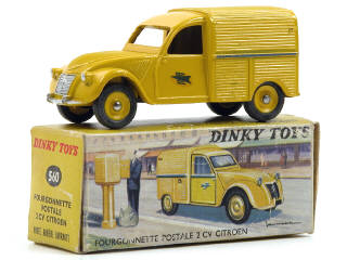 Lot 555 - DINKY TOYS FRANCE (1)