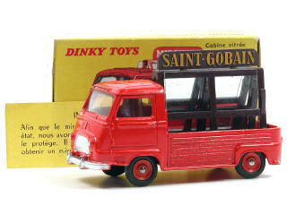 Lot 583 - DINKY TOYS FRANCE (1)