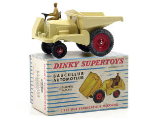 Lot 580 - DINKY TOYS FRANCE (1)