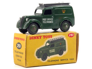 Lot 826 - DINKY TOYS GB (1)