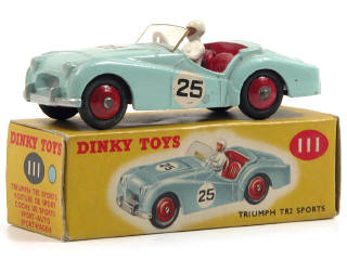 Lot 698 - DINKY TOYS (GB) (1)