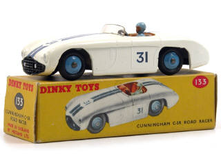 Lot 699 - DINKY TOYS GB (1)