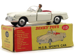 Lot 805 - DINKY TOYS (GB) (1)