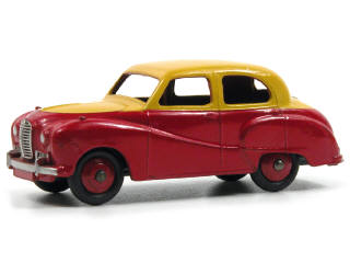 Lot 751 - DINKY TOYS GB (1)