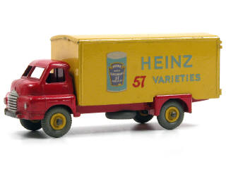 Lot 835 - DINKY TOYS (GB) (1)