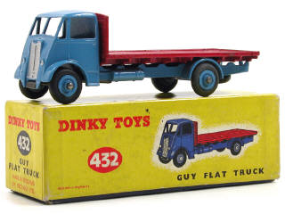 Lot 833 - DINKY TOYS GB (1)