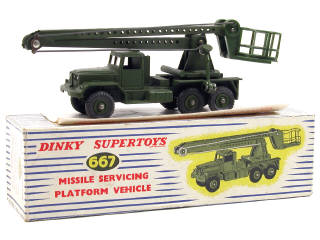 Lot 886 - DINKY TOYS GB (1)