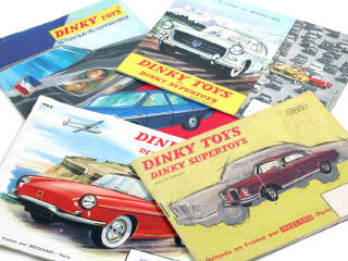 Lot 664 - DINKY TOYS FRANCE (4)