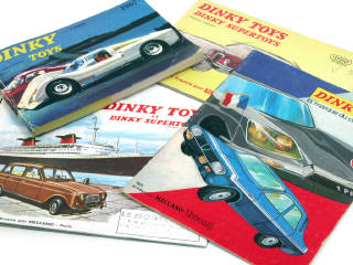 Lot 665 - DINKY TOYS FRANCE (4)