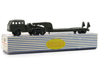 Lot 920 - DINKY TOYS FRANCE (1)