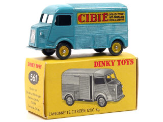 Lot 864 - DINKY TOYS (FRANCE) (1)