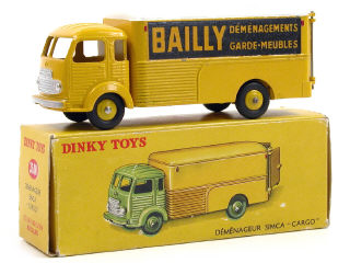 Lot 875 - DINKY TOYS FRANCE (1)