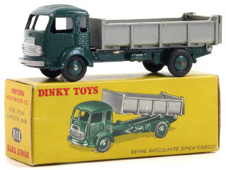 Lot 876 - DINKY TOYS FRANCE (1)