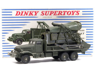 Lot 922 - DINKY TOYS FRANCE (1)