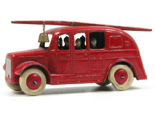 Lot 1061 - DINKY TOYS GB (1)
