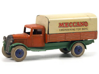 Lot 1000 - DINKY TOYS GB (1)