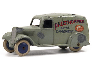 Lot 1032 - DINKY TOYS GB (1)