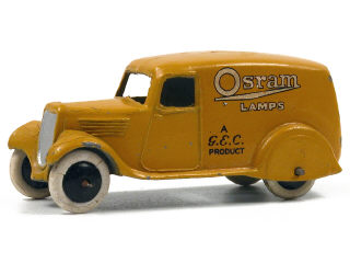 Lot 1040 - DINKY TOYS GB (1)