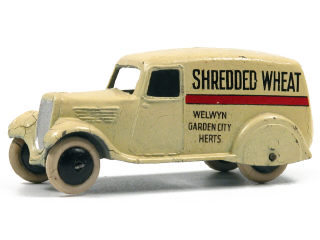 Lot 1020 - DINKY TOYS GB (1)