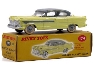 Lot 954 - DINKY TOYS (GB) (1)