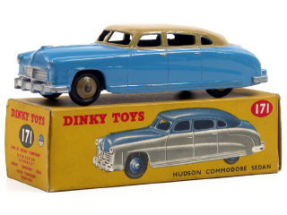 Lot 950 - DINKY TOYS GB (1)