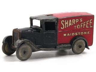 Lot 1015 - DINKY TOYS GB (1)