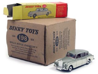 Lot 984 - DINKY TOYS GB (2)