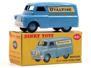 Lot 1085 - DINKY TOYS GB (1)