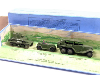 Lot 1135 - DINKY TOYS GB (1)
