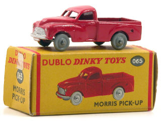 Lot 100 - DINKY TOYS (GB) (1)