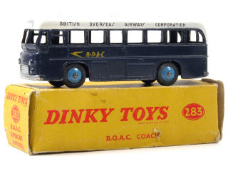 Lot 102 - DINKY TOYS GB (1)