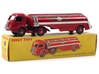 Lot 296 - DINKY TOYS (FRANCE) (1)