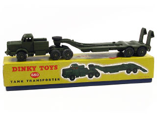Lot 573 - DINKY TOYS (GB) (1)
