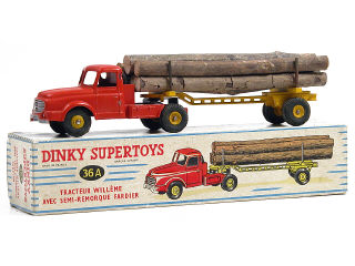Lot 326 - DINKY TOYS (FRANCE) (1)