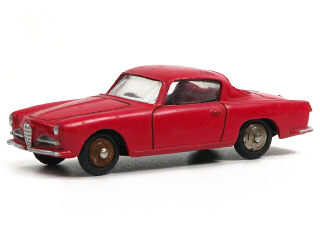 Lot 179 - DINKY TOYS (FRANCE) (1)