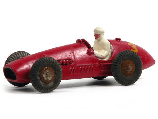 Lot 155 - DINKY TOYS (FRANCE) (1)