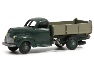 Lot 283 - DINKY TOYS FRANCE (1)