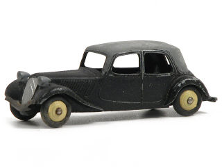 Lot 187 - DINKY TOYS FRANCE (1)
